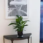 Day&night Luxury Apartment, 2 Bedrooms, Terrace, Jacuzzi Outdoor, Parking Daire